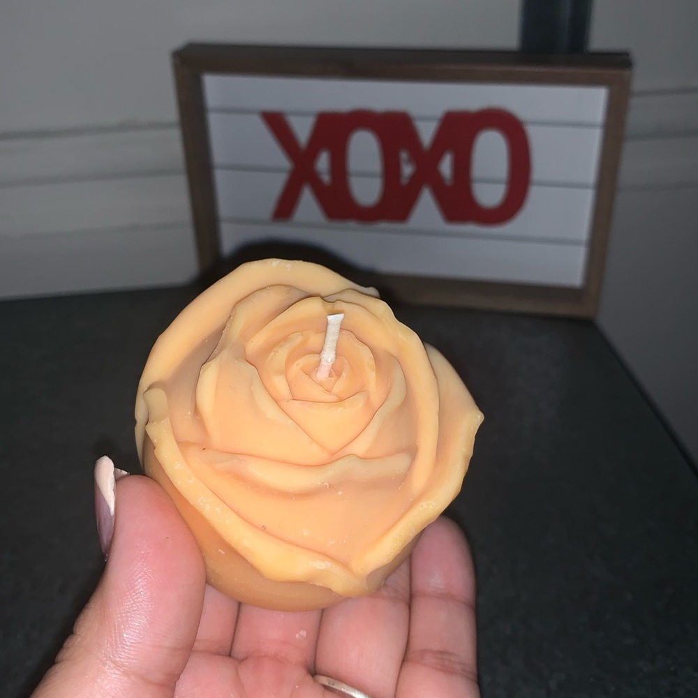 Rose candles